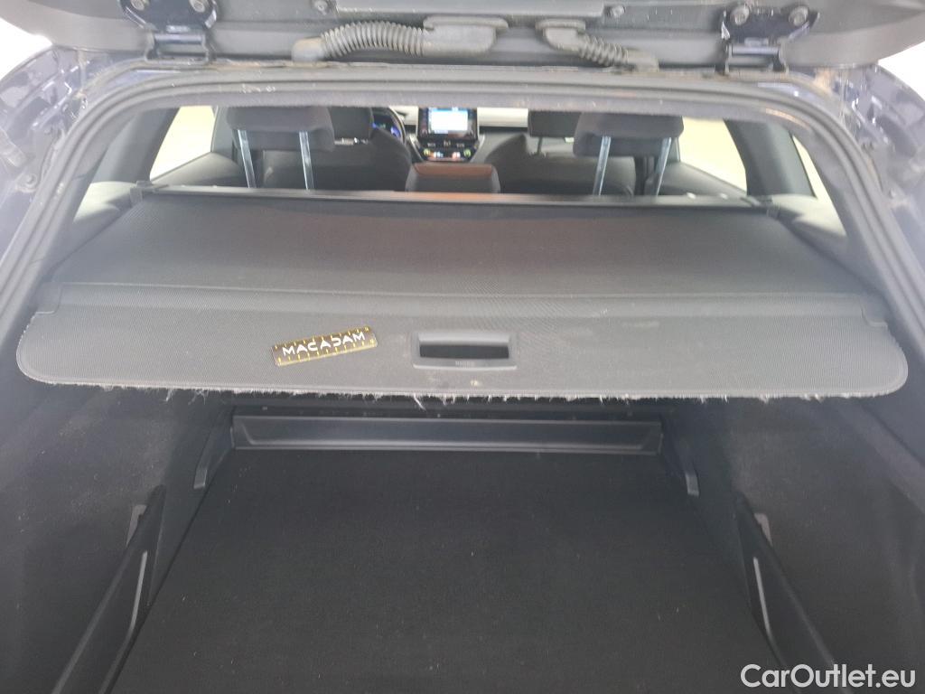  Toyota  Corolla TOYOTA  Touring Sports / 2018 / 5P / Break Hybride 122h Dynamic Business Stage Acad #41