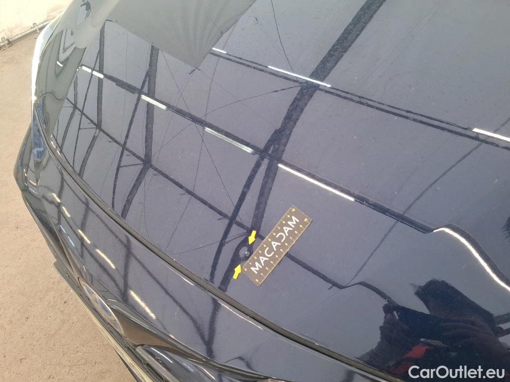  Toyota  Corolla TOYOTA  Touring Sports / 2018 / 5P / Break Hybride 122h Dynamic Business Stage Acad #48