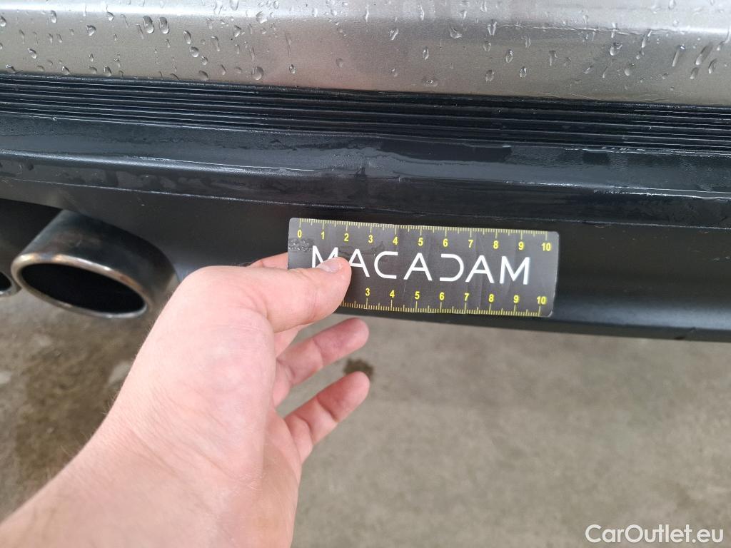  Jaguar  XE JAGUAR  4p Berline D180 HSE STANDARD AUTO 4WD #23