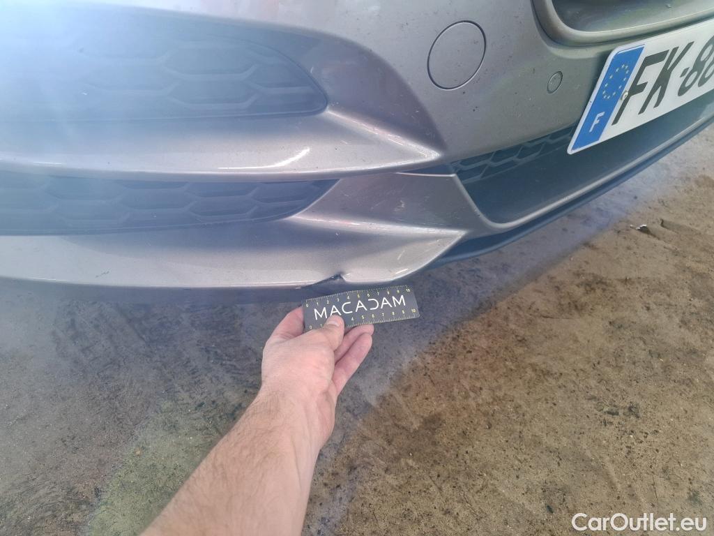  Jaguar  XE JAGUAR  4p Berline D180 HSE STANDARD AUTO 4WD #13