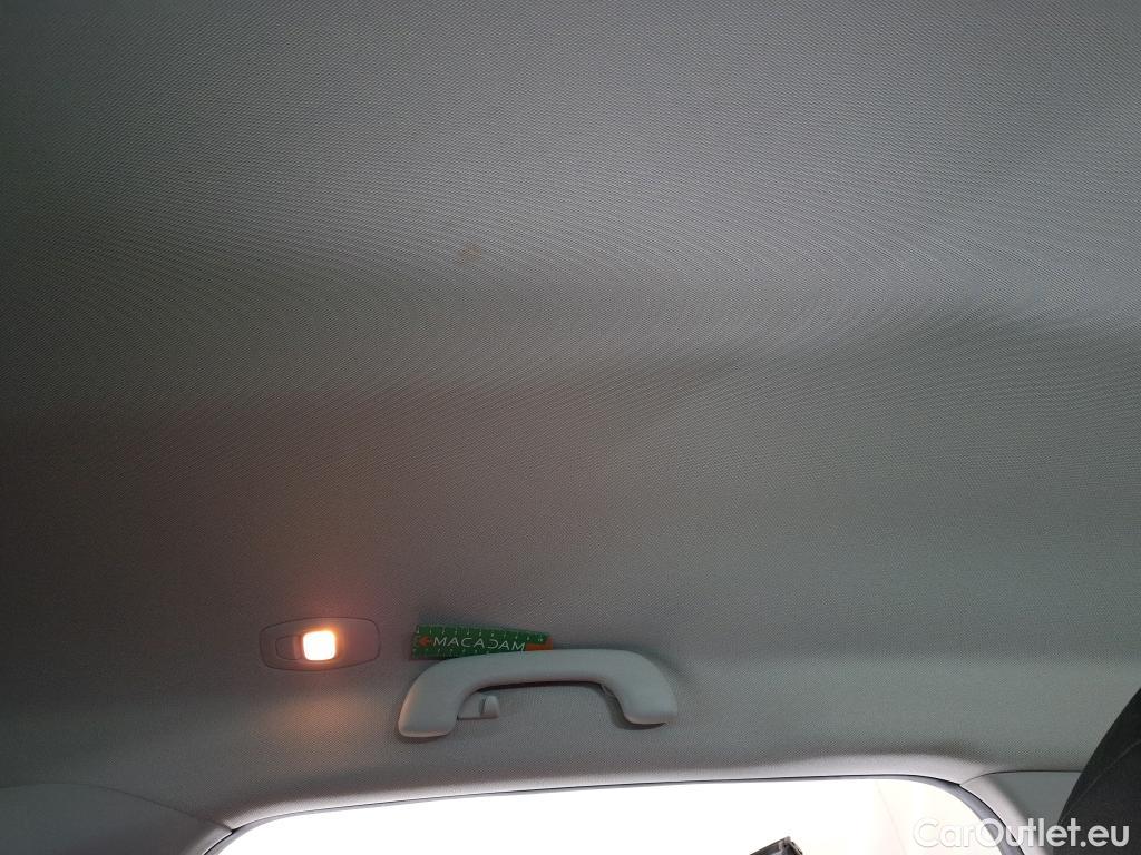  Renault  Scenic  IV Business 1.7 dCi 120CV BVA6 E6dT #40