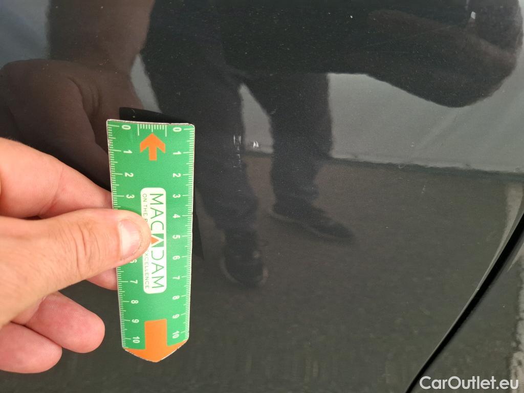  KIA  XCeed KIA  / 2019 / 5P / Crossover 1.6 GDI ISG ISG PHEV ACTIVE BUS DCT6 #12