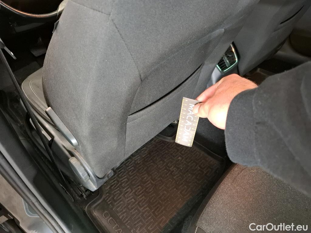  Skoda  Octavia  Break Edition 2.0 TDI 150CV BVA7 E6dT #9