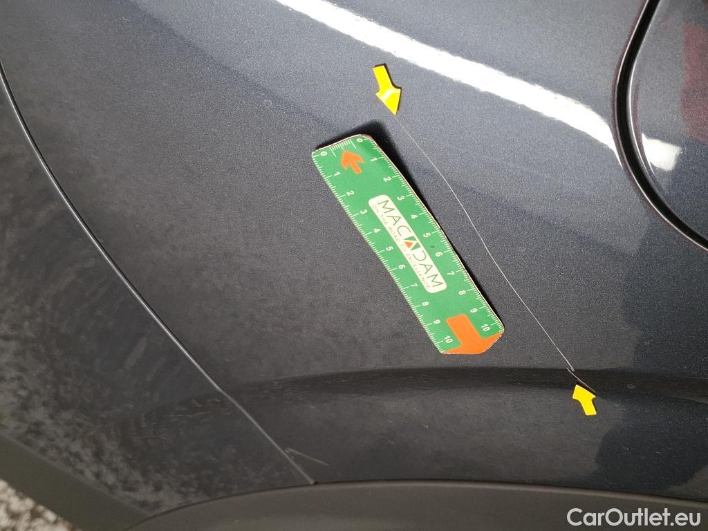  Renault  Kadjar RENAULT  / 2018 / 5P / Crossover Business TCe 140 EDC FAP #4