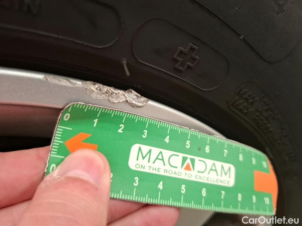  Renault  Kadjar RENAULT  / 2018 / 5P / Crossover Business TCe 140 EDC FAP #9