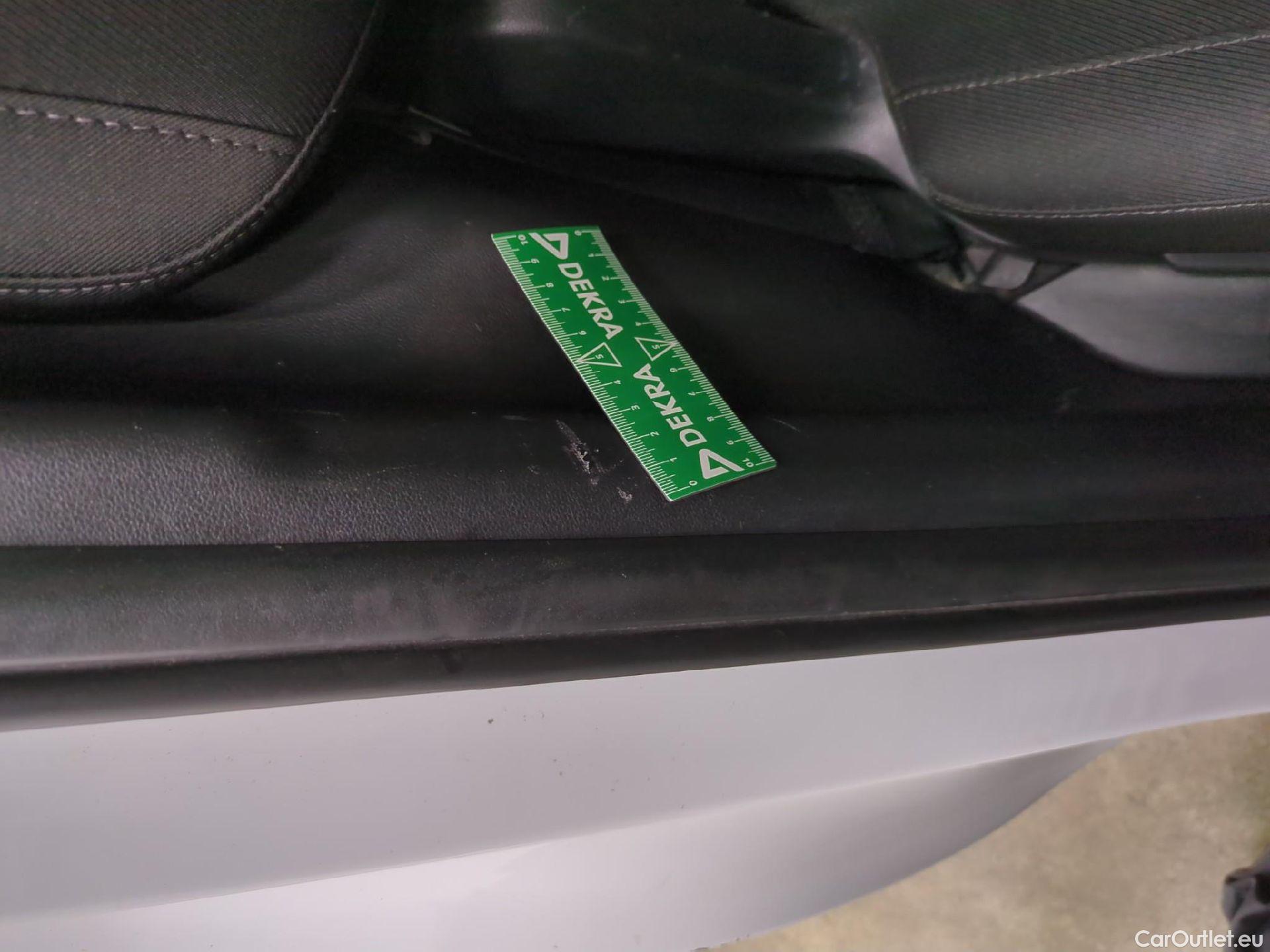  Hyundai  Tucson HYUNDAI  / 2020 / 5P / SUV 1.6 T-GDI 150 DCT-7 HYBRID 48V CREATIVE #38