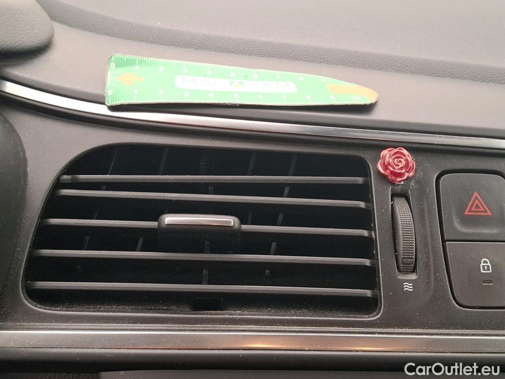  Renault  Kadjar RENAULT  / 2018 / 5P / Crossover Business TCe 140 EDC FAP #2