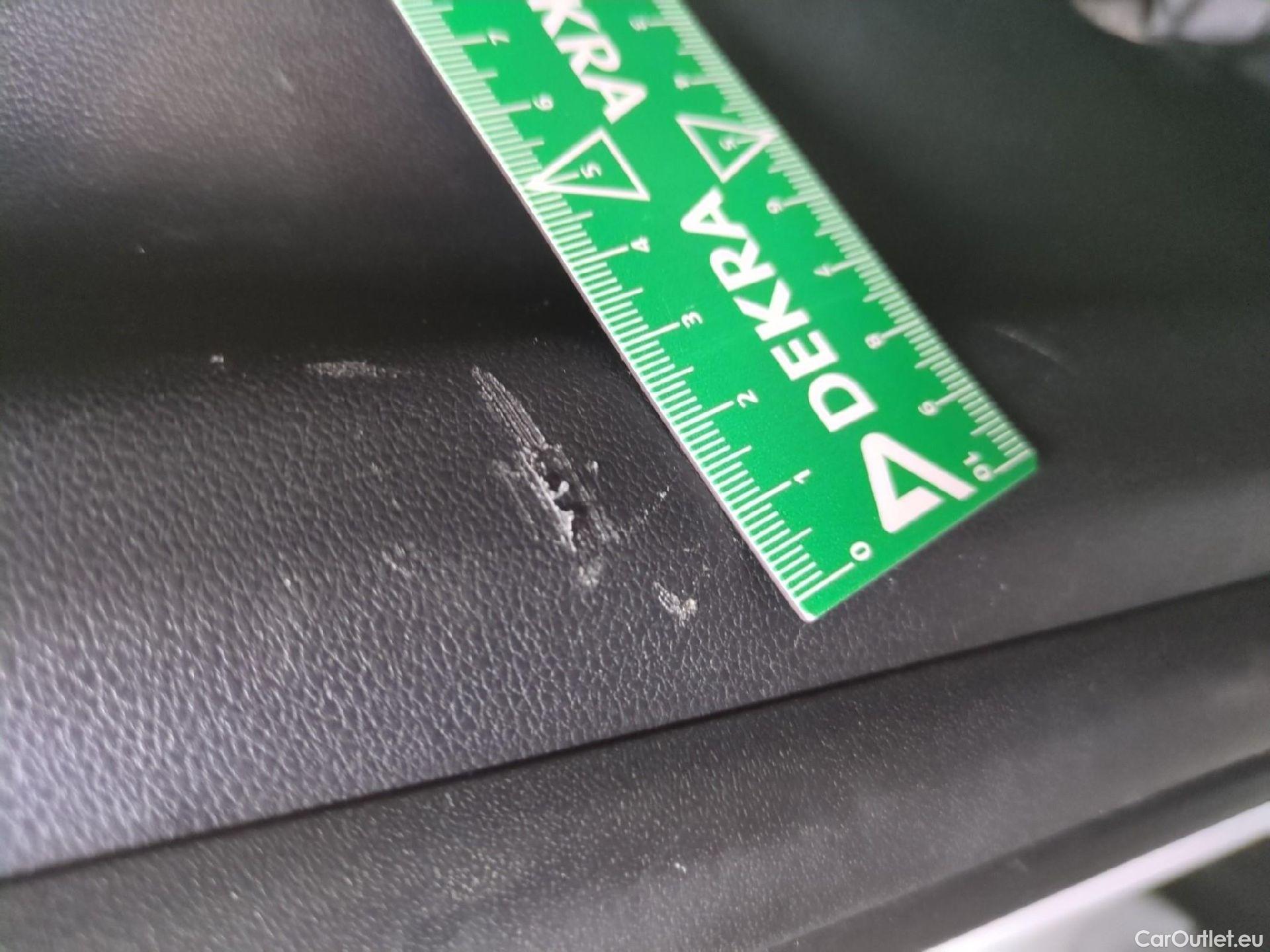  Hyundai  Tucson HYUNDAI  / 2020 / 5P / SUV 1.6 T-GDI 150 DCT-7 HYBRID 48V CREATIVE #37