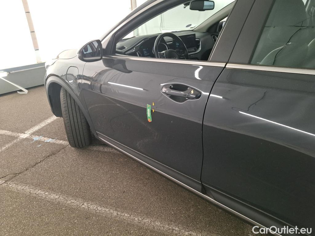  KIA  XCeed KIA  / 2019 / 5P / Crossover 1.6 GDI ISG ISG PHEV ACTIVE BUS DCT6 #34