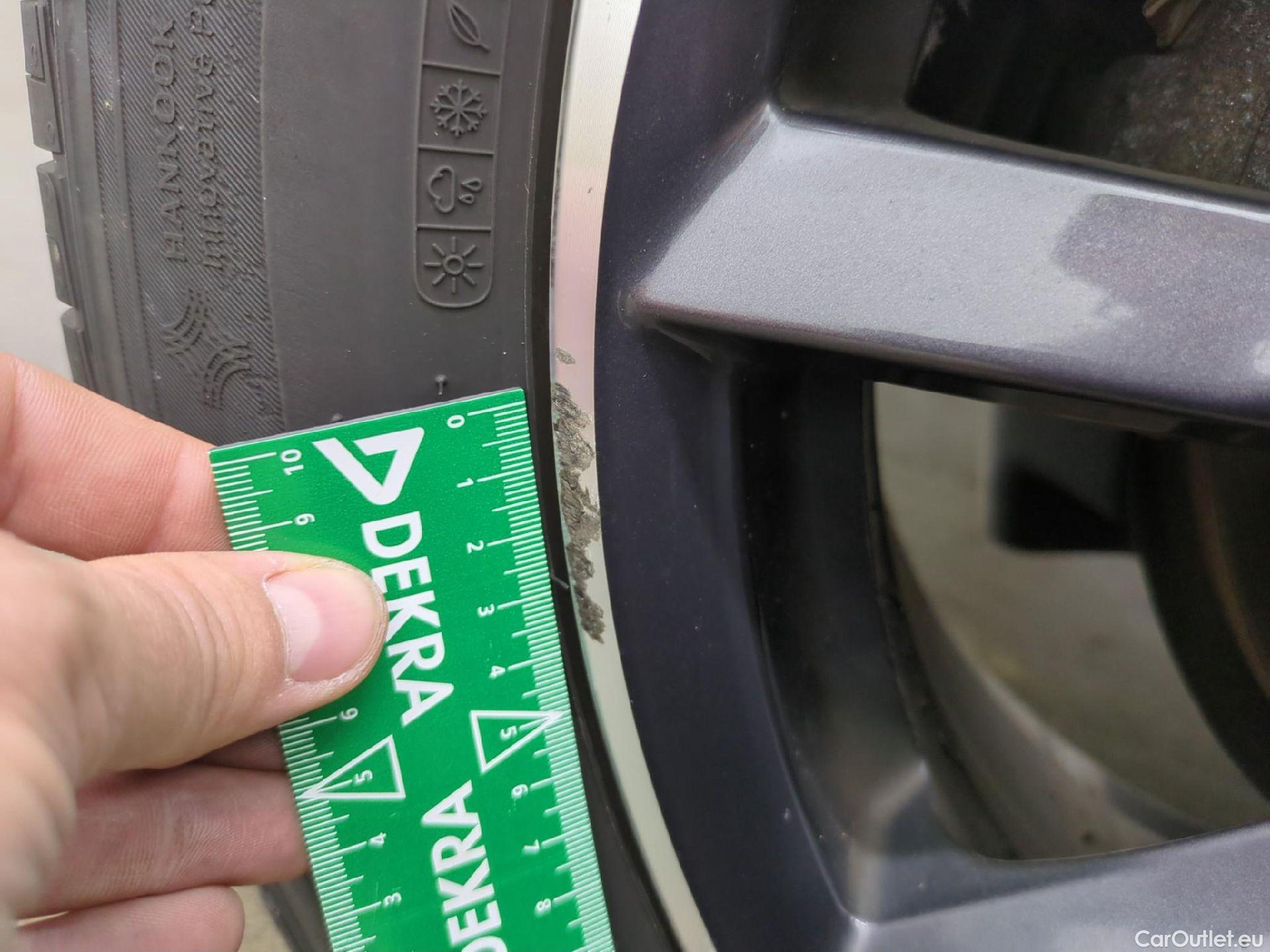  Peugeot  5008  Allure 1.5 HDi 130CV BVA8 7 Sieges E6d #43