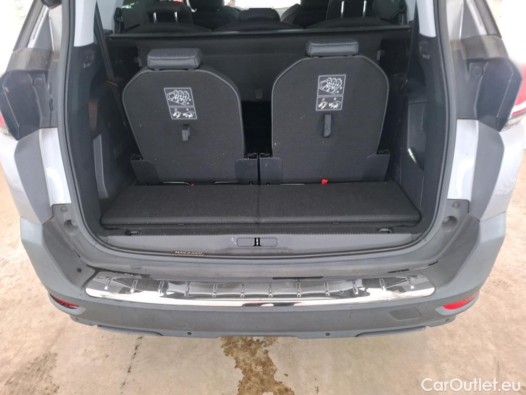  Peugeot  5008  Allure 1.5 HDi 130CV BVA8 E6dT #32