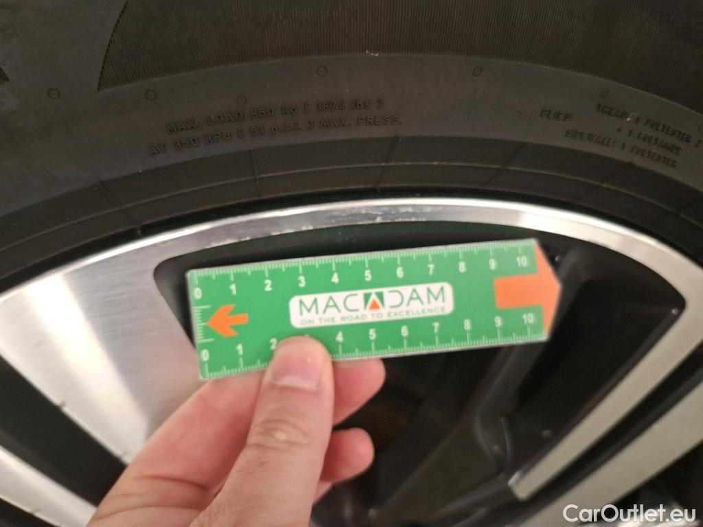  Peugeot  5008  Allure Pack 1.5 HDi 130CV BVA8 7 Sieges E6d #20