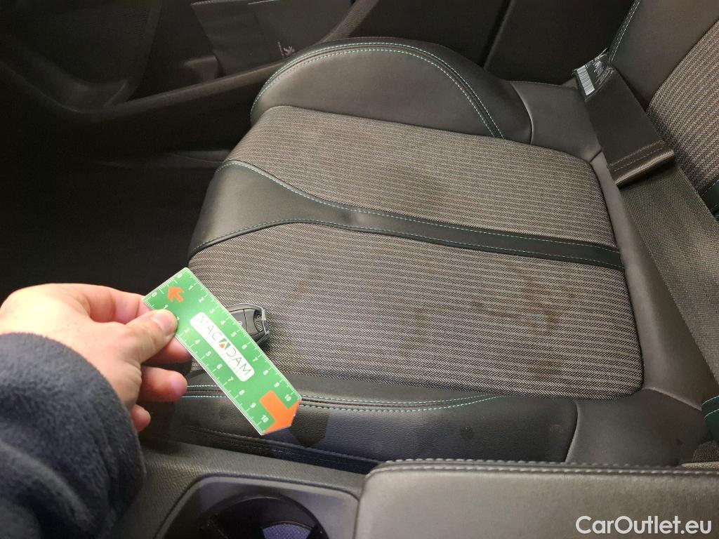  Peugeot  5008  Allure Pack 1.5 HDi 130CV BVA8 7 Sieges E6d #35