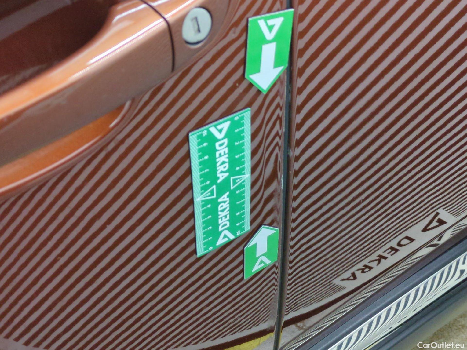  Peugeot  5008  Allure 1.5 HDi 130CV BVA8 7 Sieges E6d #79