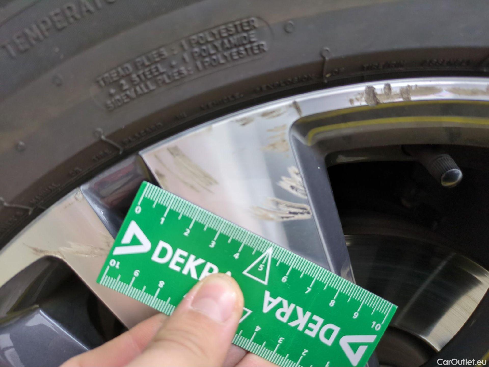  Peugeot  5008  Allure 1.5 HDi 130CV BVA8 7 Sieges E6d #25