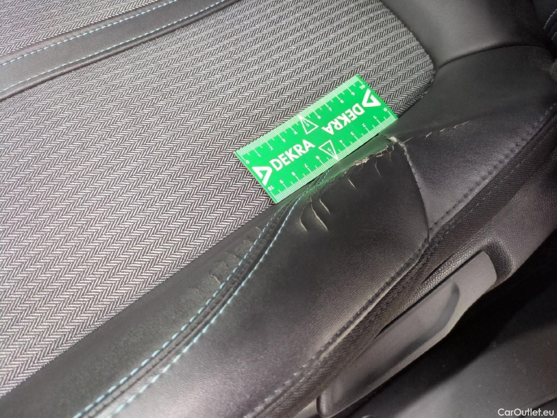  Peugeot  5008  Allure 1.5 HDi 130CV BVA8 7 Sieges E6d #6