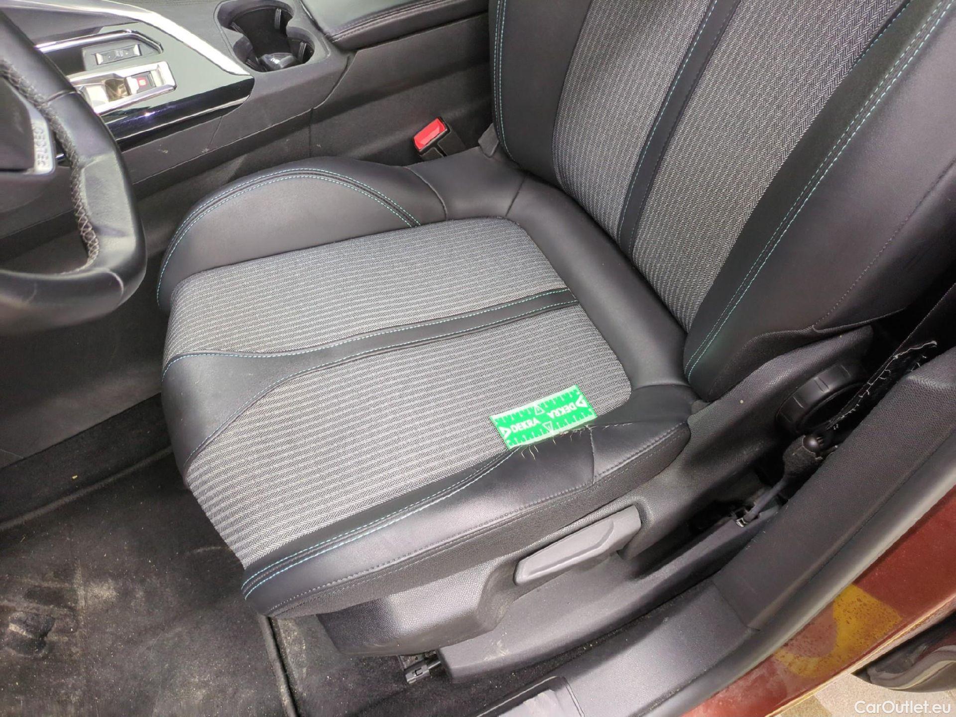  Peugeot  5008  Allure 1.5 HDi 130CV BVA8 7 Sieges E6d #5