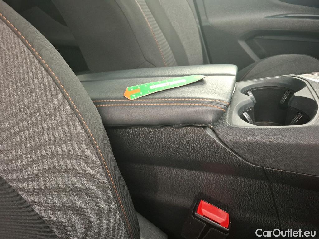  Peugeot  5008  Active Business 1.5 HDi 130CV BVA8 E6dT #4