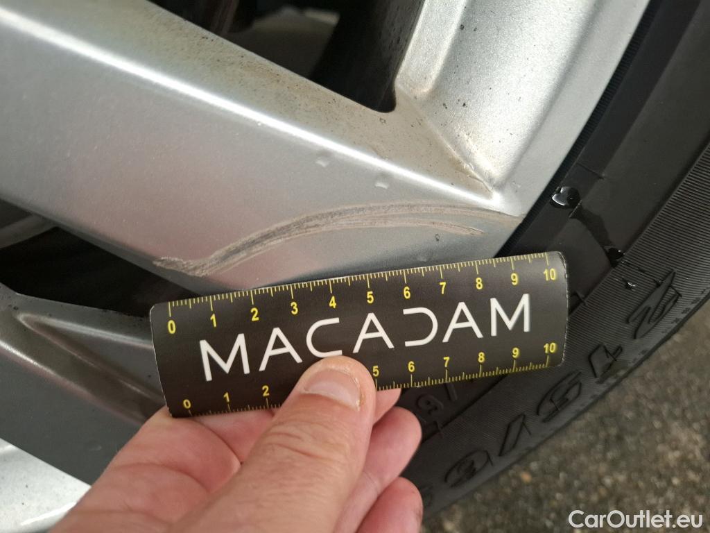  Peugeot  5008  Active Pack 1.5 HDi 130CV BVA8 7 Sieges E6d #7