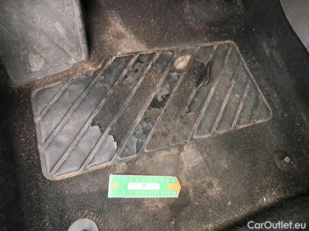  Peugeot  3008  II Active Pack 1.2 PureTech 130CV BVA8 E6d #1