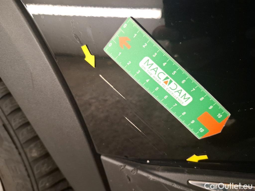  Peugeot  5008  Allure Pack 1.5 HDi 130CV BVA8 7 Sieges E6d #2