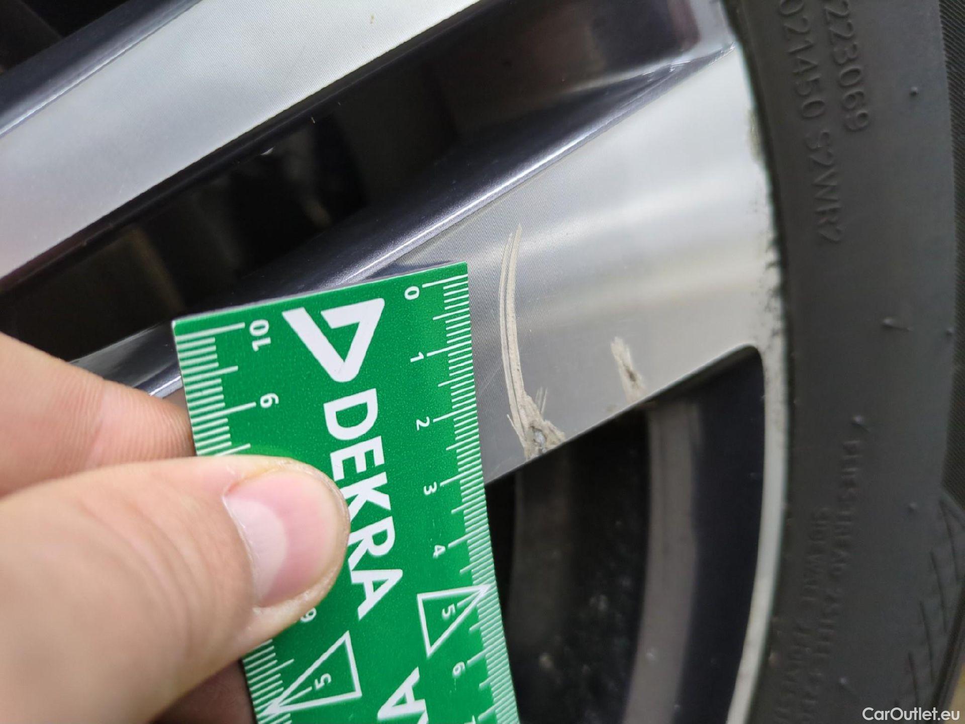  Peugeot  5008  Allure 1.5 HDi 130CV BVA8 7 Sieges E6d #37