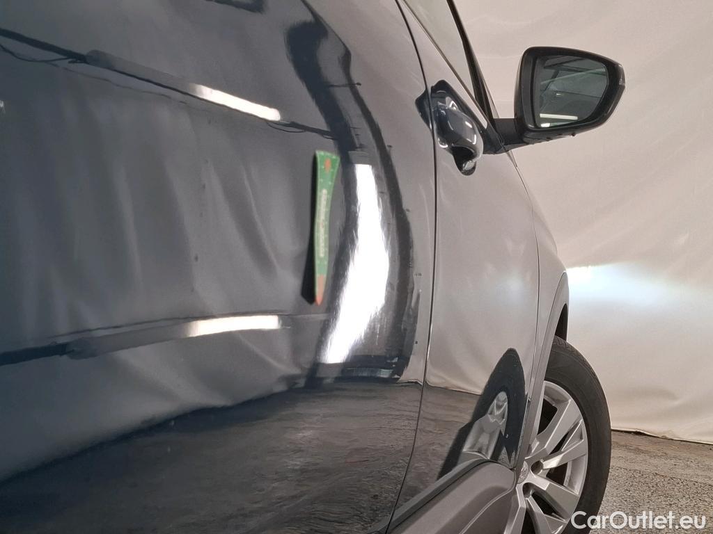  Peugeot  5008  Active Pack 1.5 HDi 130CV BVA8 7 Sieges E6d #8