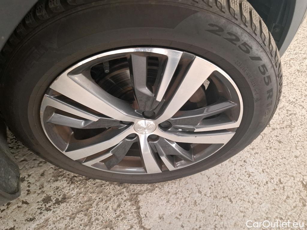  Peugeot  5008  Allure Pack 1.5 HDi 130CV BVA8 7 Sieges E6d #37