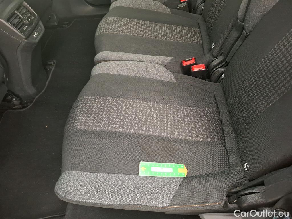  Peugeot  5008  Active Business 1.5 HDi 130CV BVA8 E6dT #19