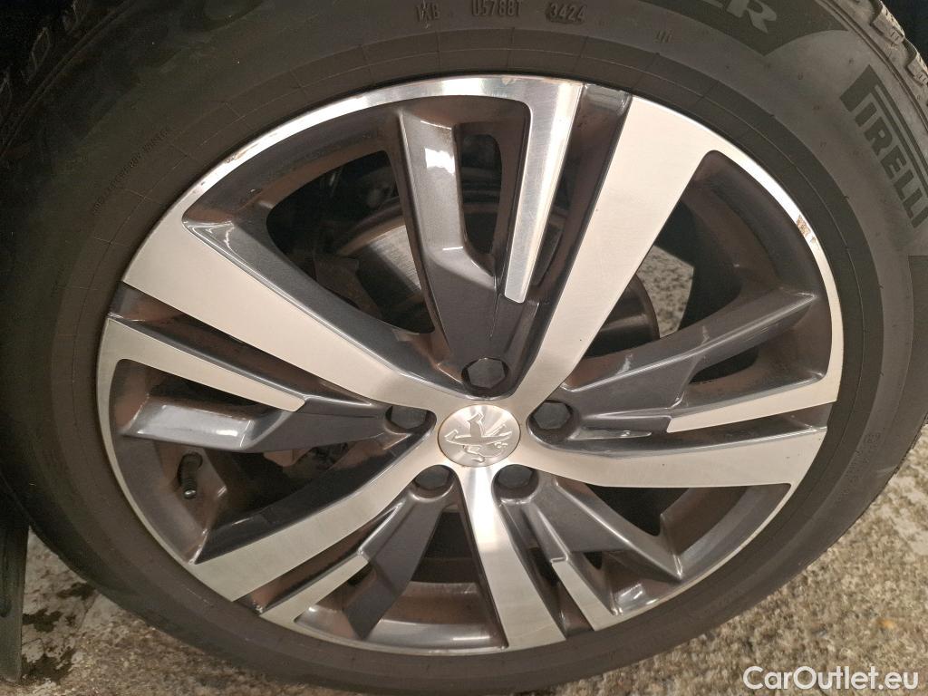 Peugeot  5008  Allure Pack 1.5 HDi 130CV BVA8 7 Sieges E6d #10