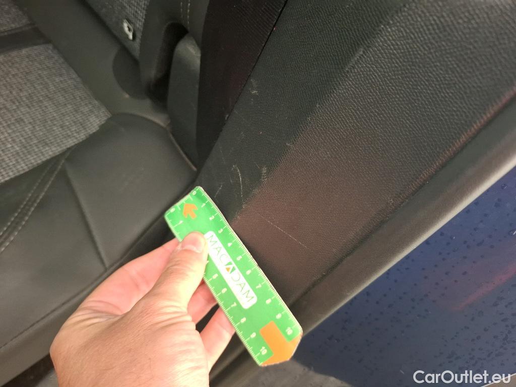  Peugeot  3008  II Allure Business 1.5 HDi 130CV BVM6 E6d #47