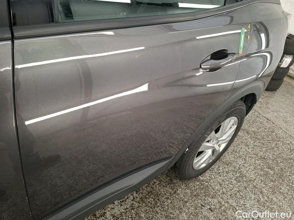  Peugeot  3008 PEUGEOT  / 2020 / 5P / SUV PureTech 130 S&S EAT8 Active BUS #16