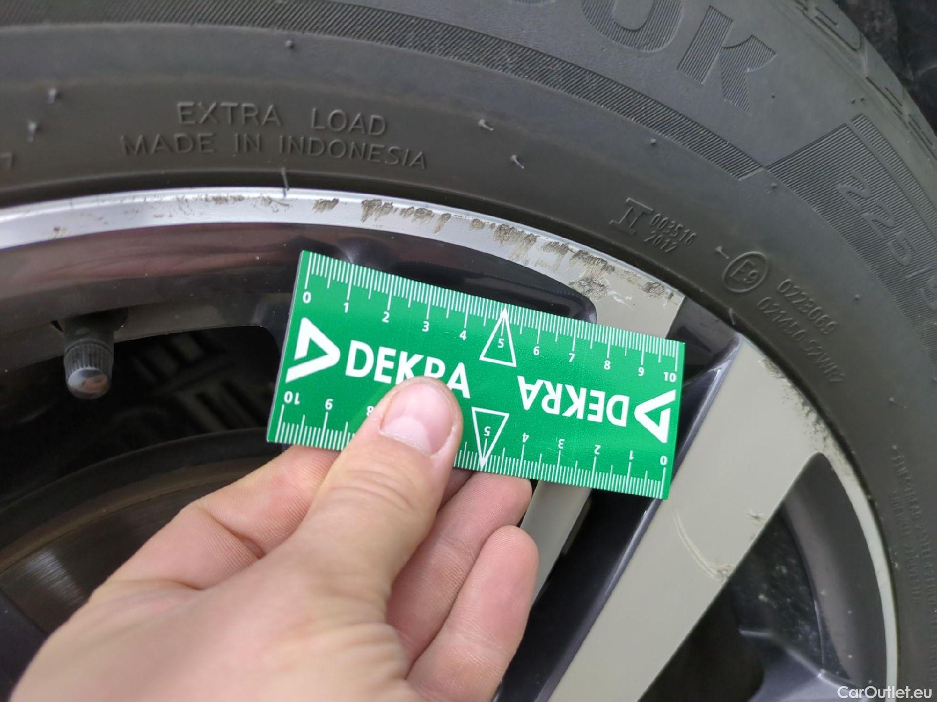  Peugeot  5008  Allure 1.5 HDi 130CV BVA8 7 Sieges E6d #42