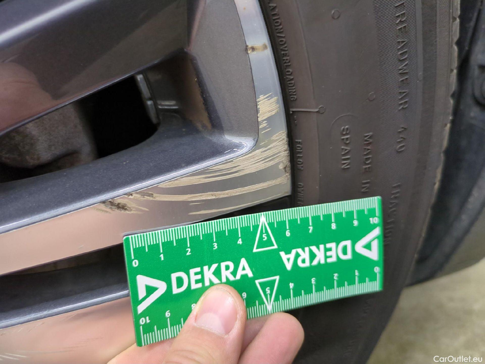  Peugeot  5008  Allure 1.5 HDi 130CV BVA8 7 Sieges E6d #19