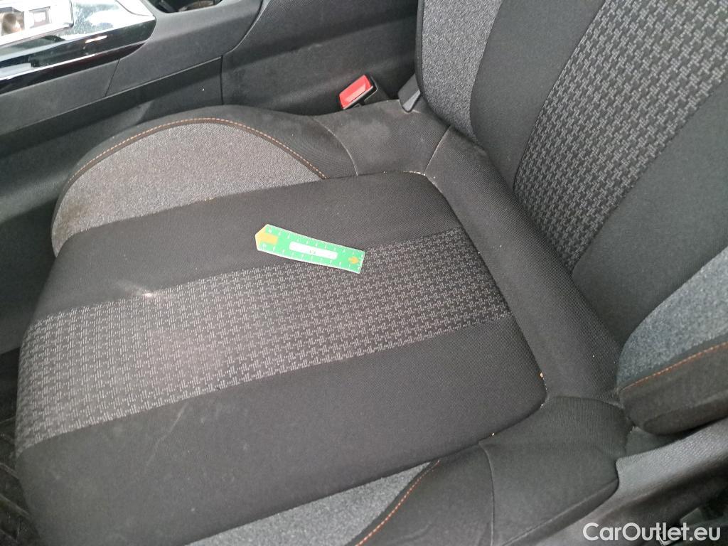  Peugeot  3008  II Active Pack 1.2 PureTech 130CV BVA8 E6d #25