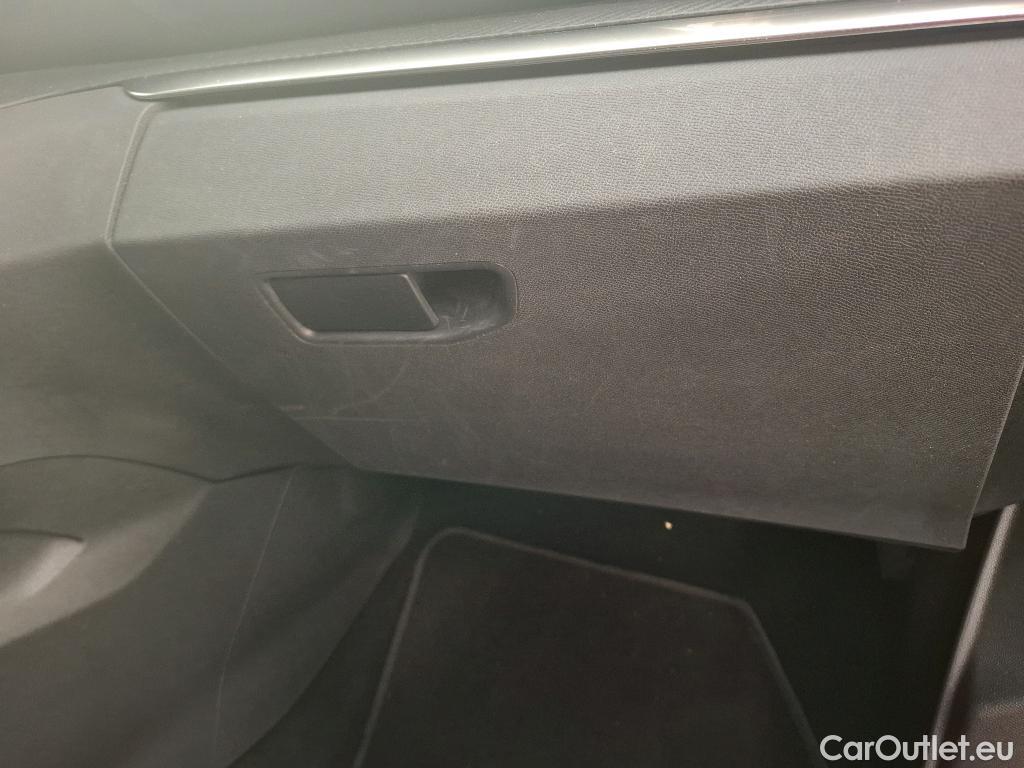  Peugeot  5008  Active Business 1.5 HDi 130CV BVA8 E6dT #10