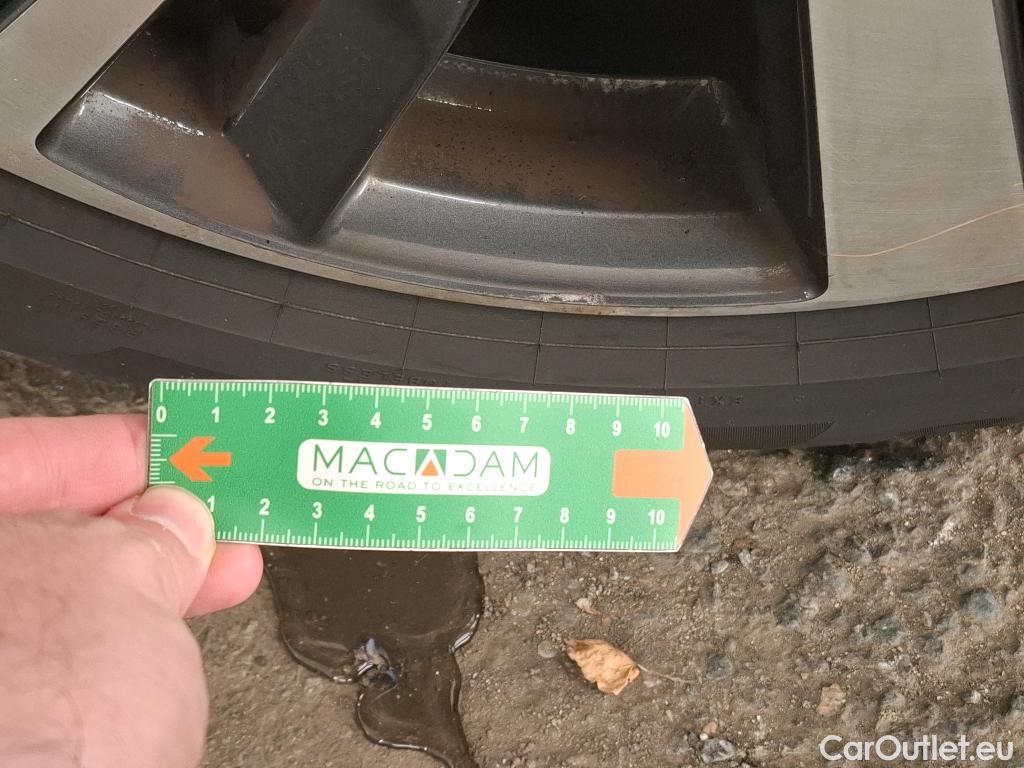  Peugeot  5008  Allure Pack 1.5 HDi 130CV BVA8 7 Sieges E6d #13