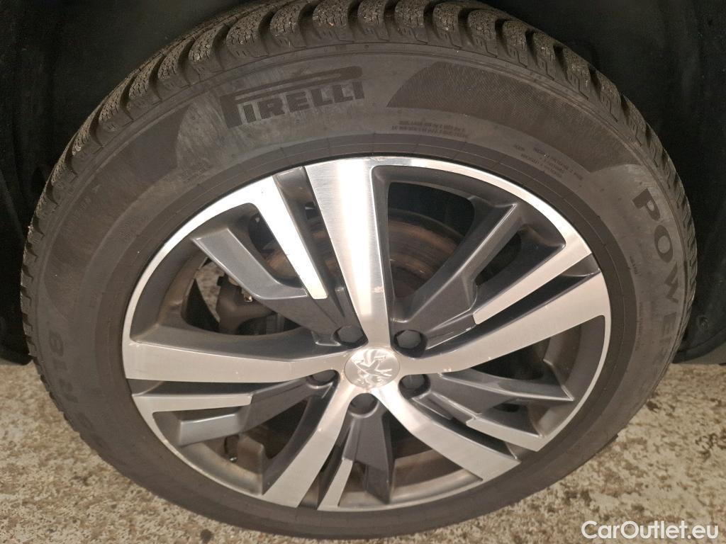  Peugeot  5008  Allure Pack 1.5 HDi 130CV BVA8 7 Sieges E6d #15
