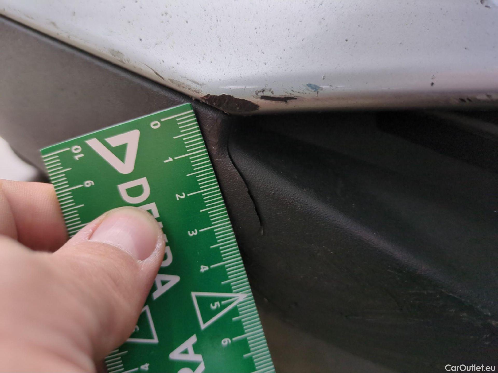  Peugeot  5008  Allure 1.5 HDi 130CV BVA8 7 Sieges E6d #76