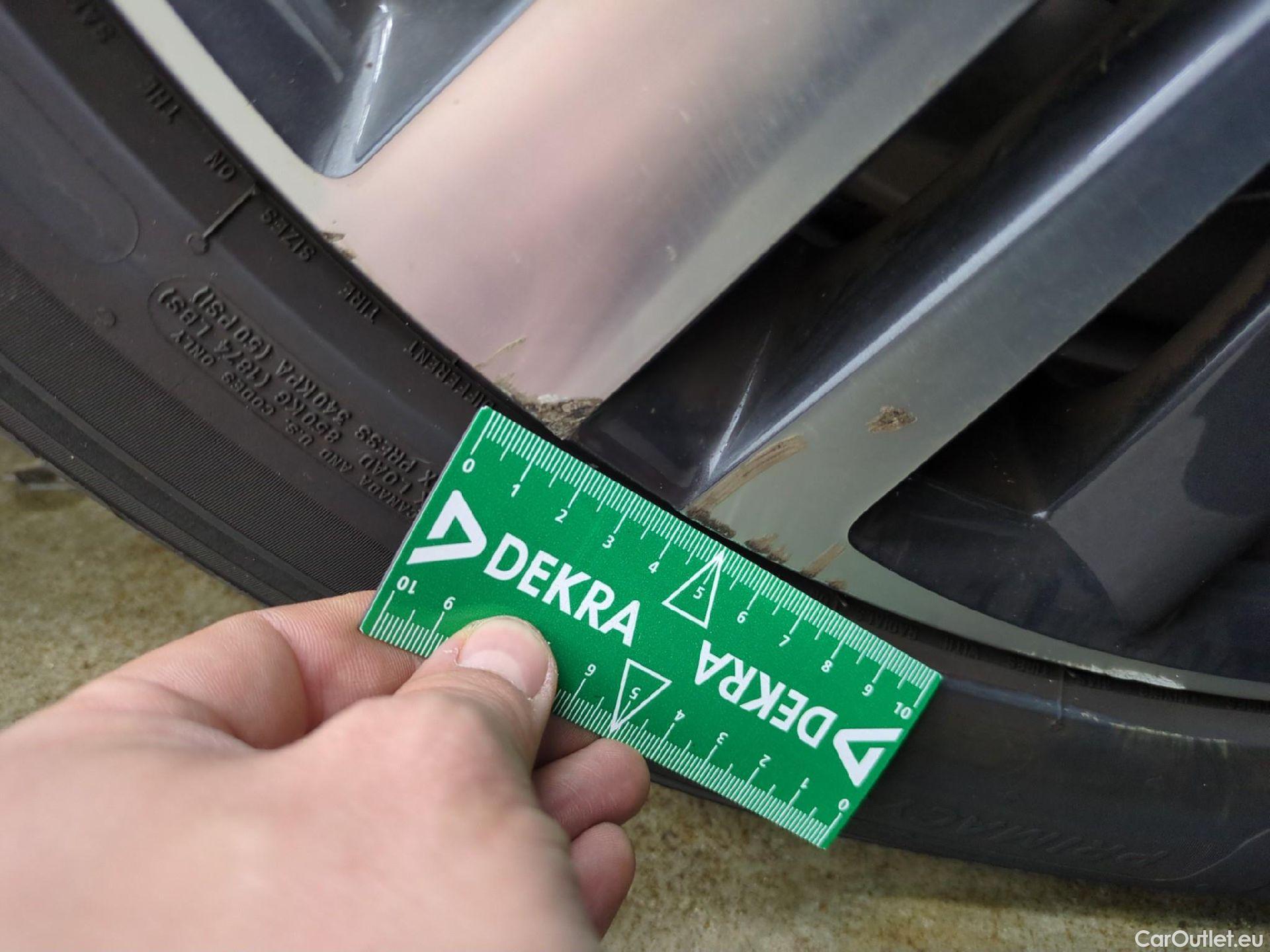  Peugeot  5008  Allure 1.5 HDi 130CV BVA8 7 Sieges E6d #18