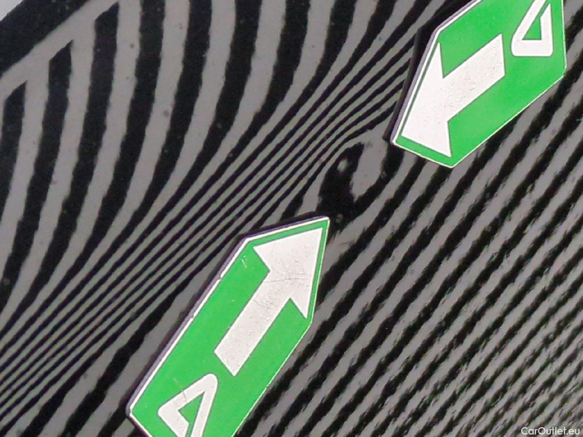  Peugeot  2008  Active Pack 1.5 HDi 110CV BVM6 E6d #20