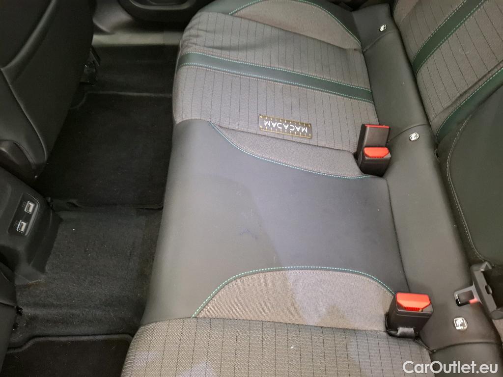  Peugeot  2008 PEUGEOT  / 2019 / 5P / Crossover BLUEHDI 130 S&S EAT8 ALLURE PACK #39