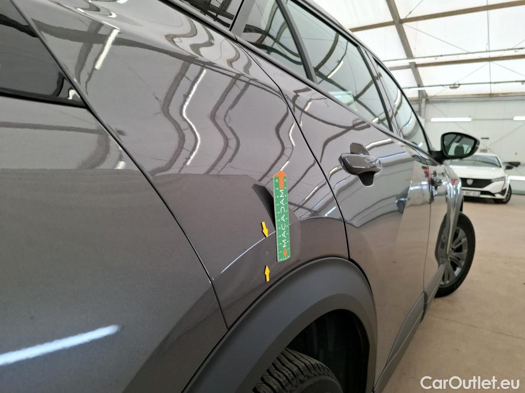  Peugeot  2008  Active Pack 1.2 PureTech 130CV BVA8 E6d #5