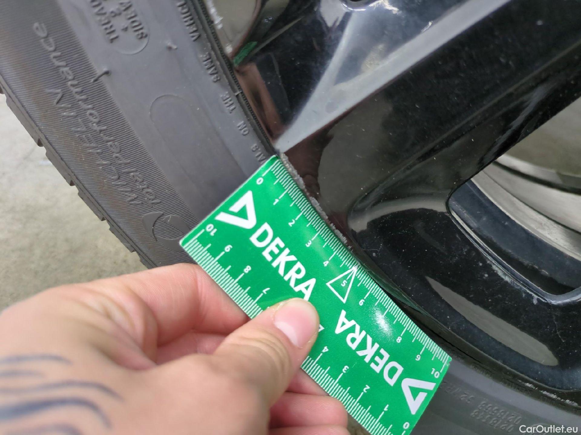  Citroen  C5 CITROEN  Aircross / 2022 / 5P / SUV BlueHDi 130 S&S EAT8 Shine Pack #4