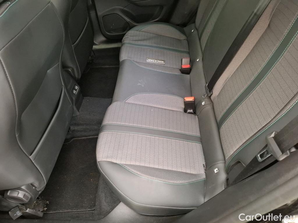  Peugeot  2008 PEUGEOT  / 2019 / 5P / Crossover BLUEHDI 130 S&S EAT8 ALLURE PACK #37