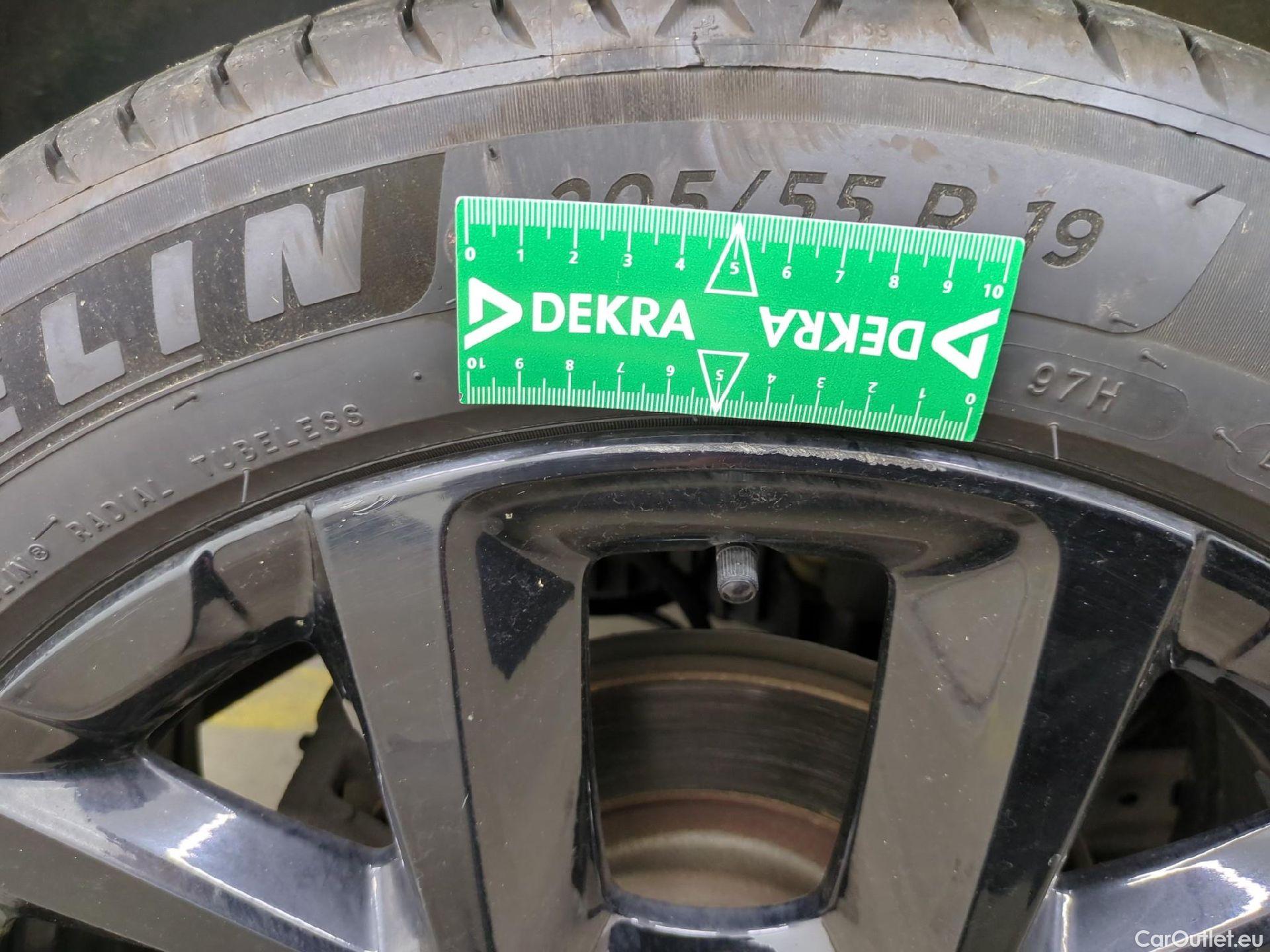  Citroen  C5 CITROEN  Aircross / 2022 / 5P / SUV BlueHDi 130 S&S EAT8 Shine Pack #6