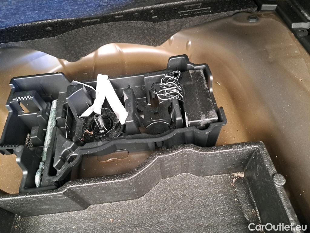  Peugeot  2008  Allure Business 1.5 HDi 110CV BVM6 E6d #26