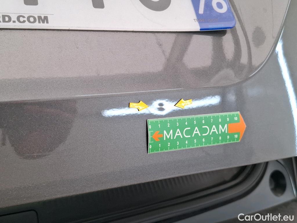  Peugeot  2008  Active Pack 1.2 PureTech 130CV BVA8 E6d #8