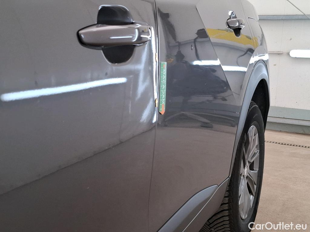  Peugeot  2008  Active Pack 1.2 PureTech 130CV BVA8 E6d #2