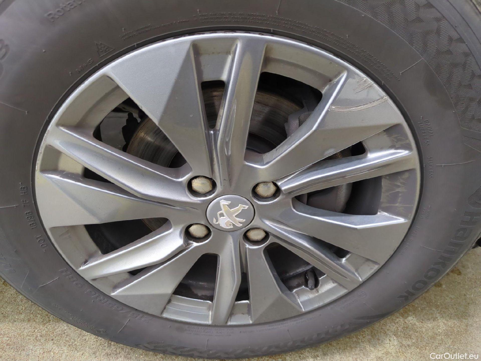  Peugeot  2008  Active Pack 1.5 HDi 110CV BVM6 E6d #9